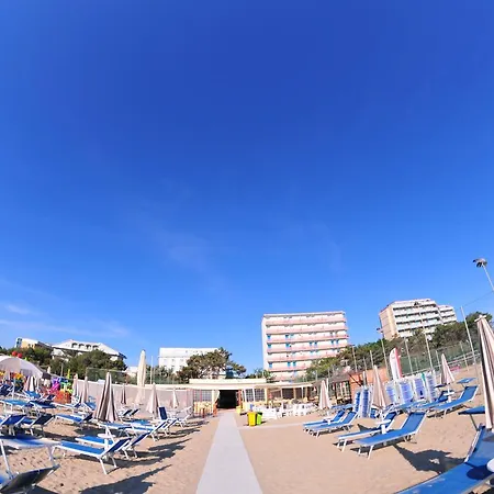 Antares Hotel 2*